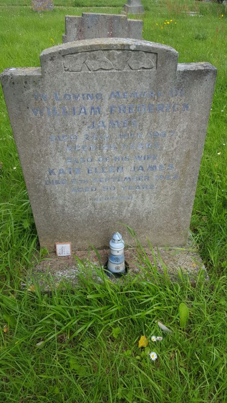 Gravestone of JAMES William Frederick 1967; JAMES Kate Ellen 1989 | Dawn Sedgwick