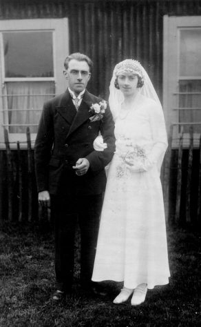 Wedding photograph of Maude Newman and Eric Finnis.