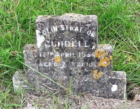 Gravestone of CUNDELL Colin Stratton 1934