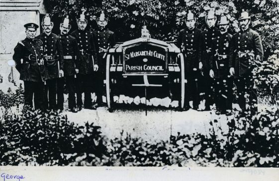 St Margaret's fire engine and crew. 1910 & 1911