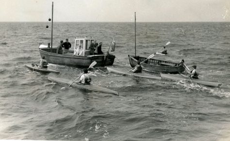 Canoeists setting off from St Margaret's Bay for Channel crossing. 31 August 1973