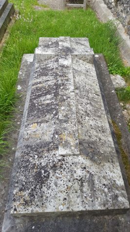 Gravestone of EMDEN William Samuel Lovell 1904; EMDEN Renee Maria Elaine Lawrence 1925