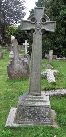Gravestone of COURTNEY David Gordon 1912; COURTNEY Henry Gother 1948.